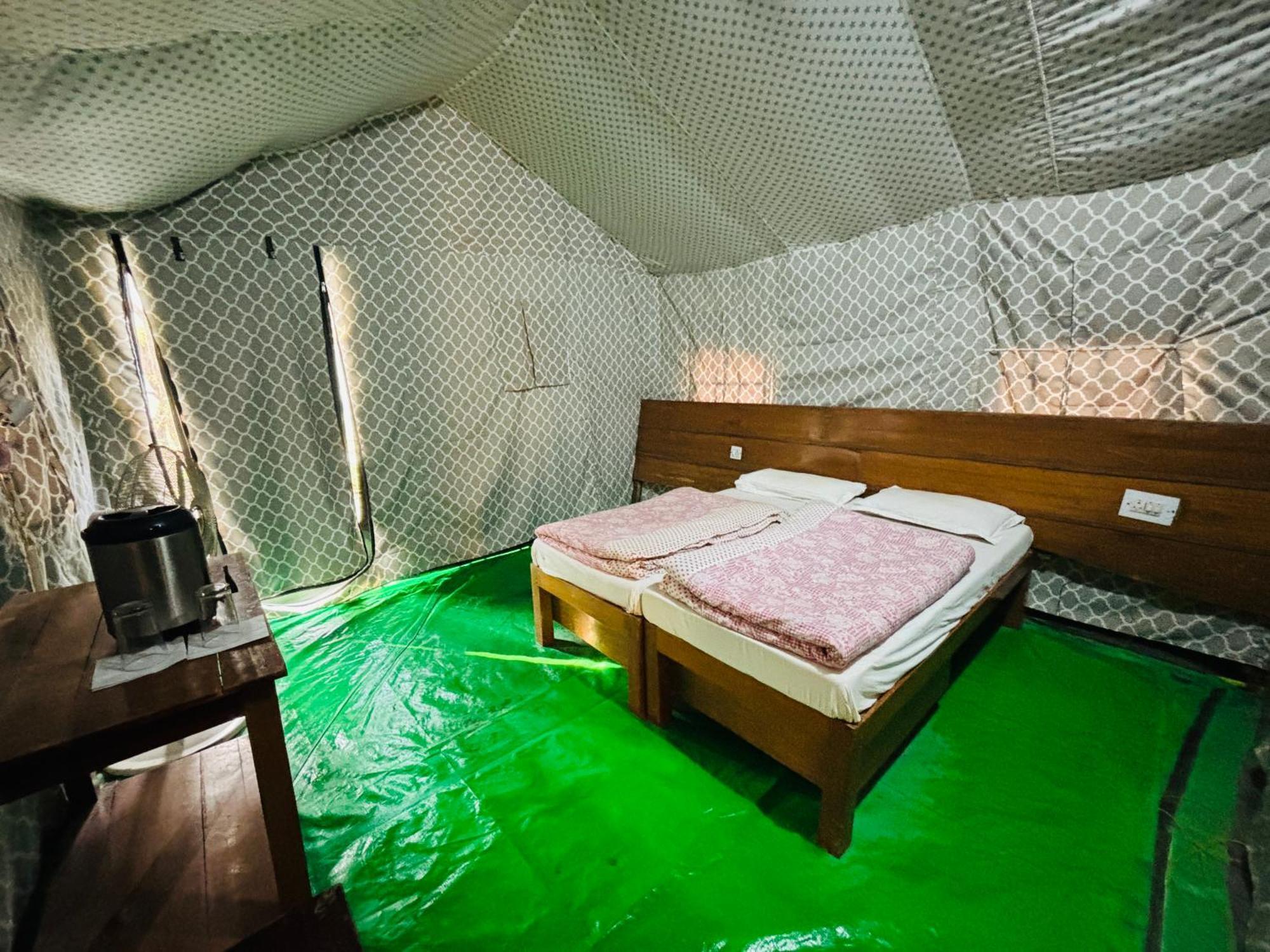 Camp High 5 Jayalgarh Dāngchura Exterior foto