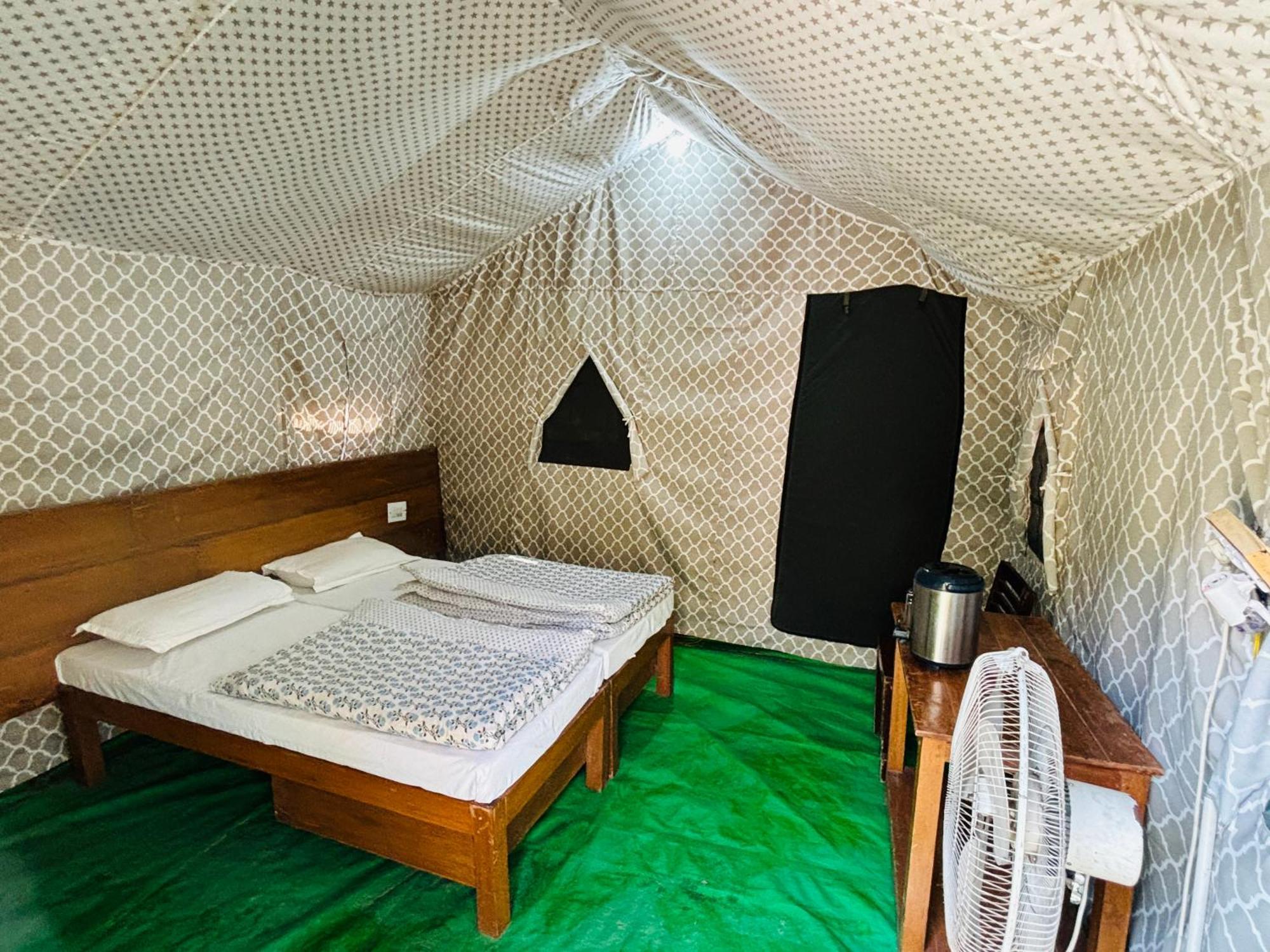 Camp High 5 Jayalgarh Dāngchura Exterior foto